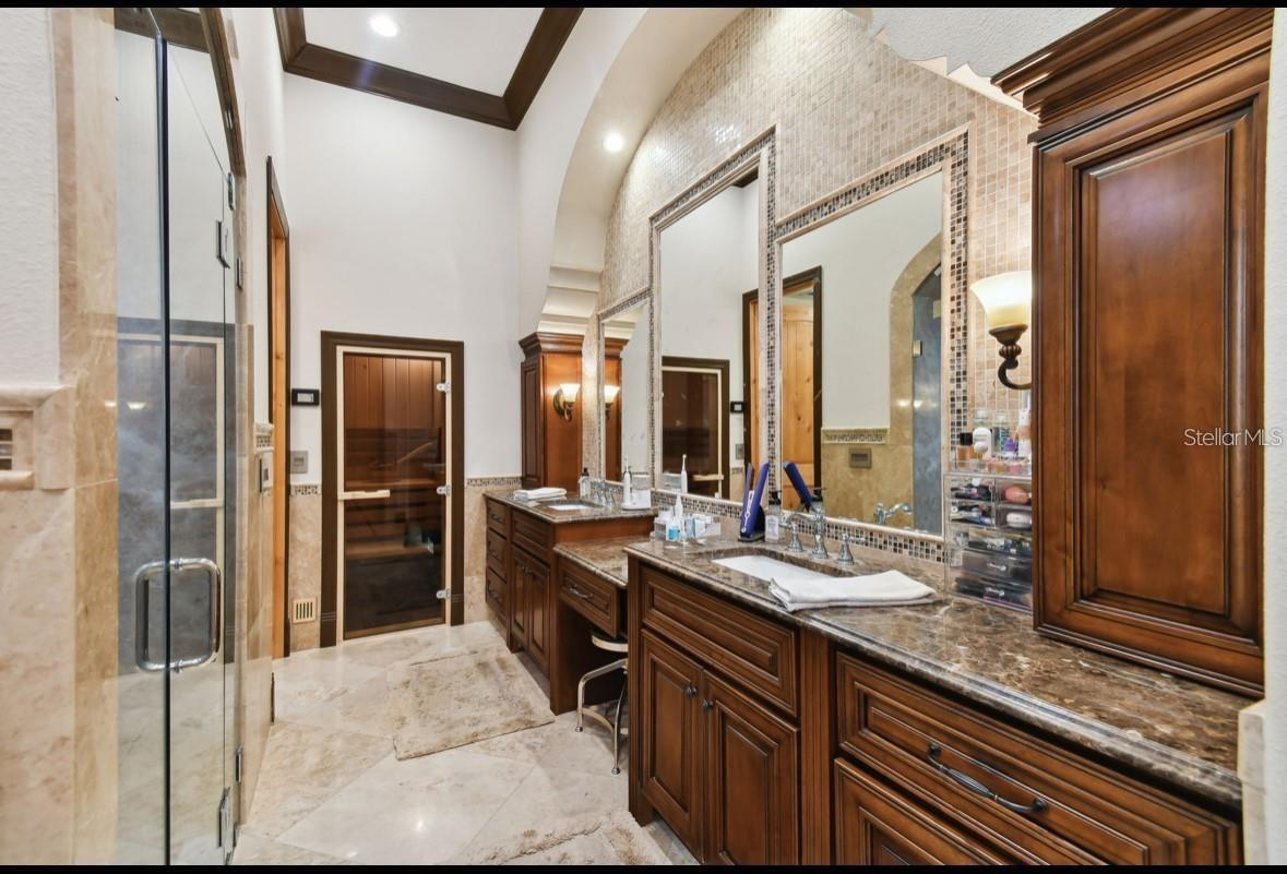 9805 COMPASS POINT WAY