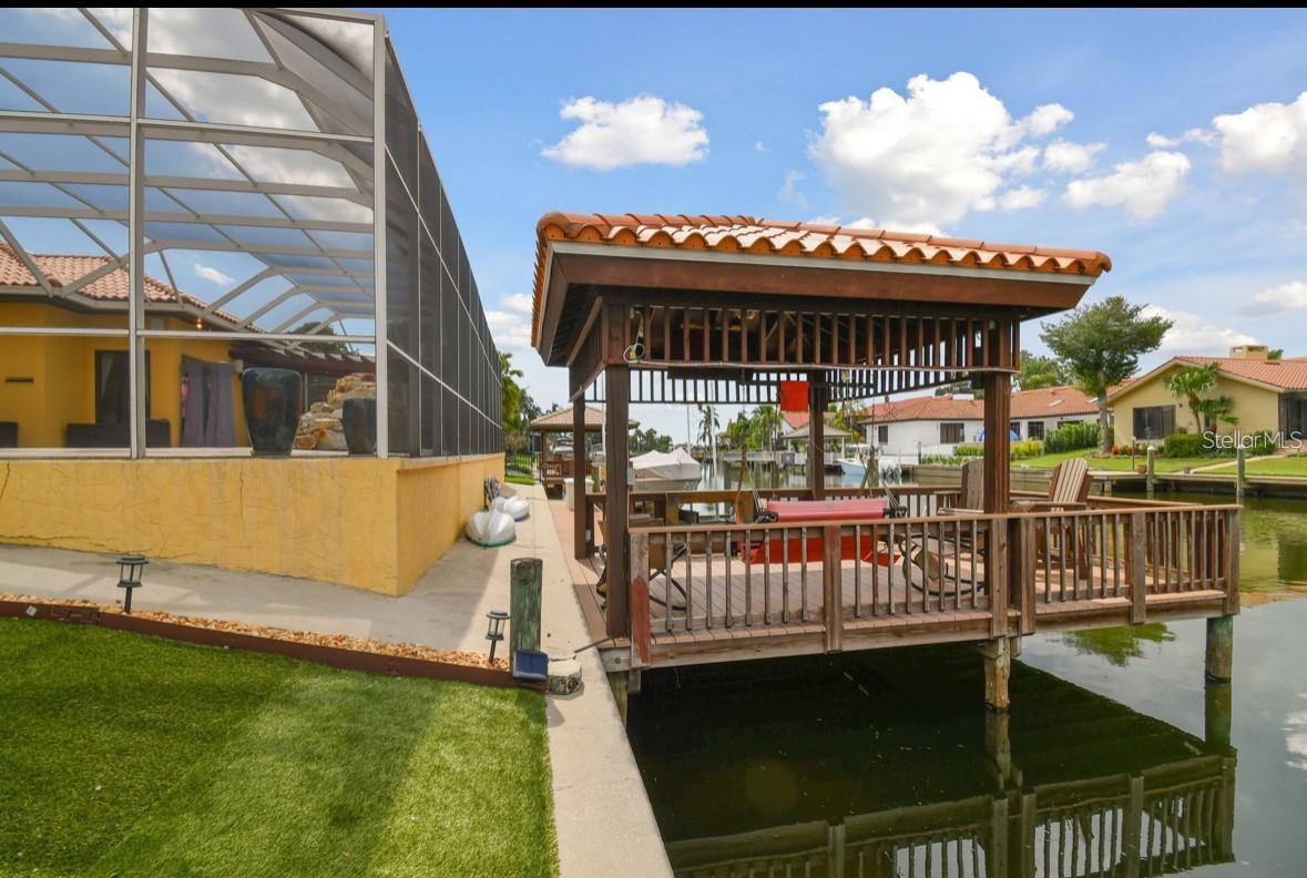 9805 COMPASS POINT WAY