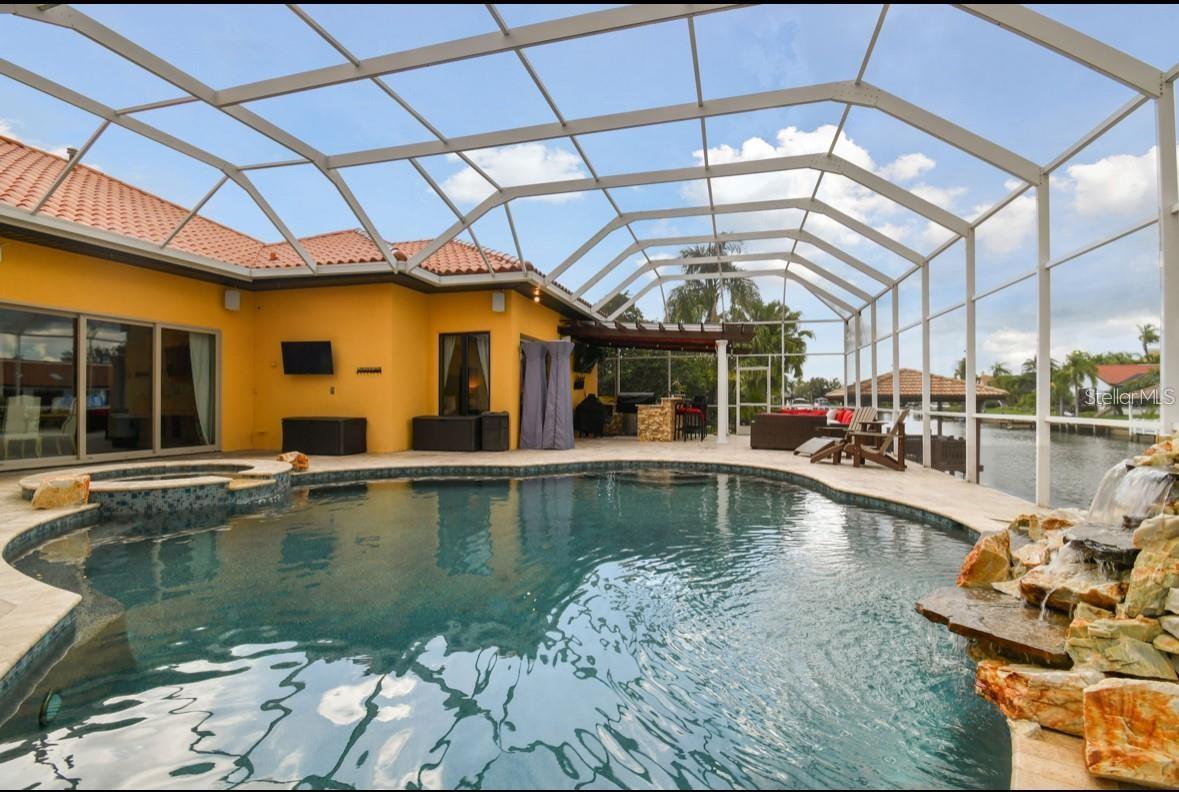 9805 COMPASS POINT WAY