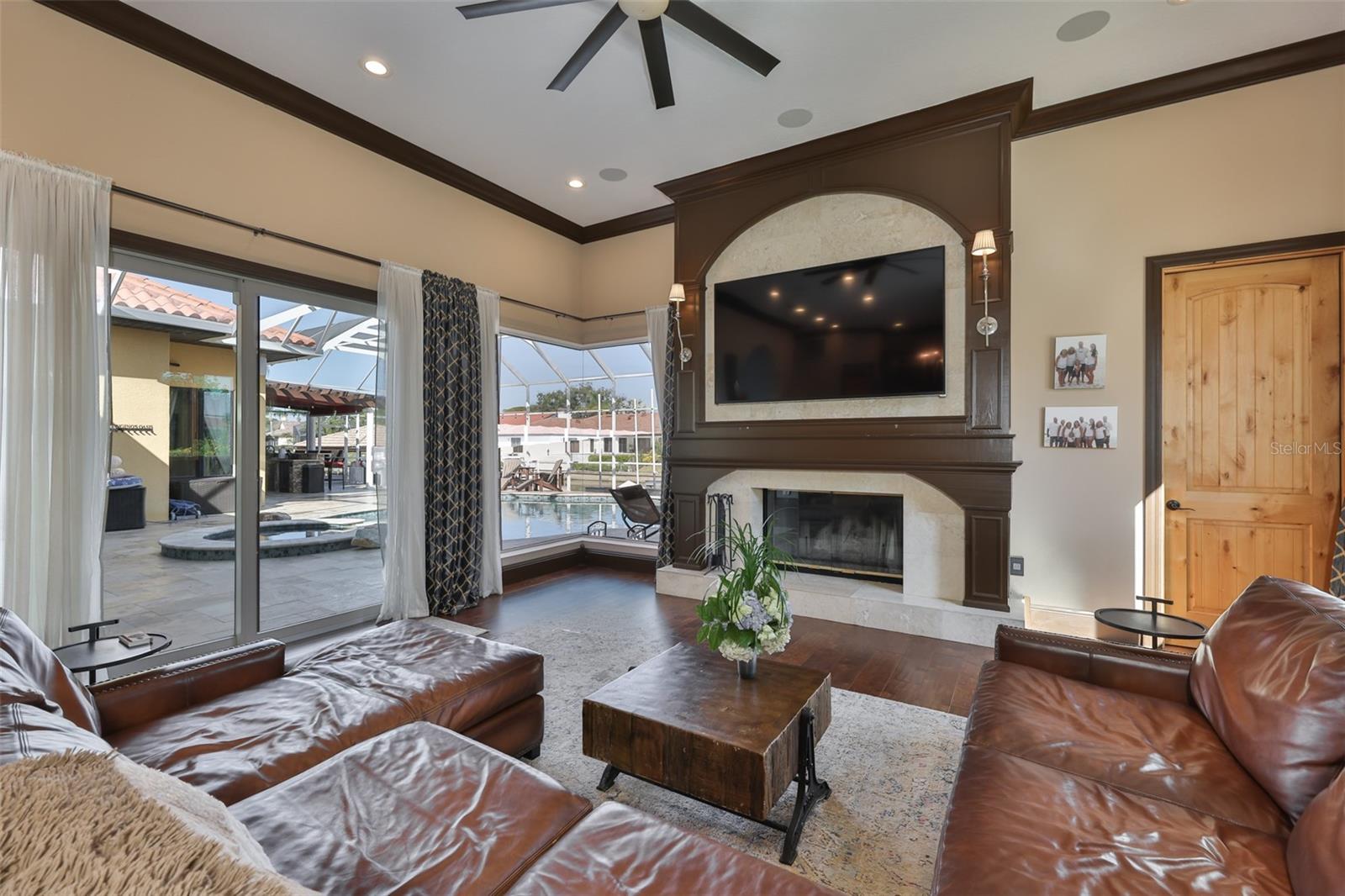 9805 COMPASS POINT WAY