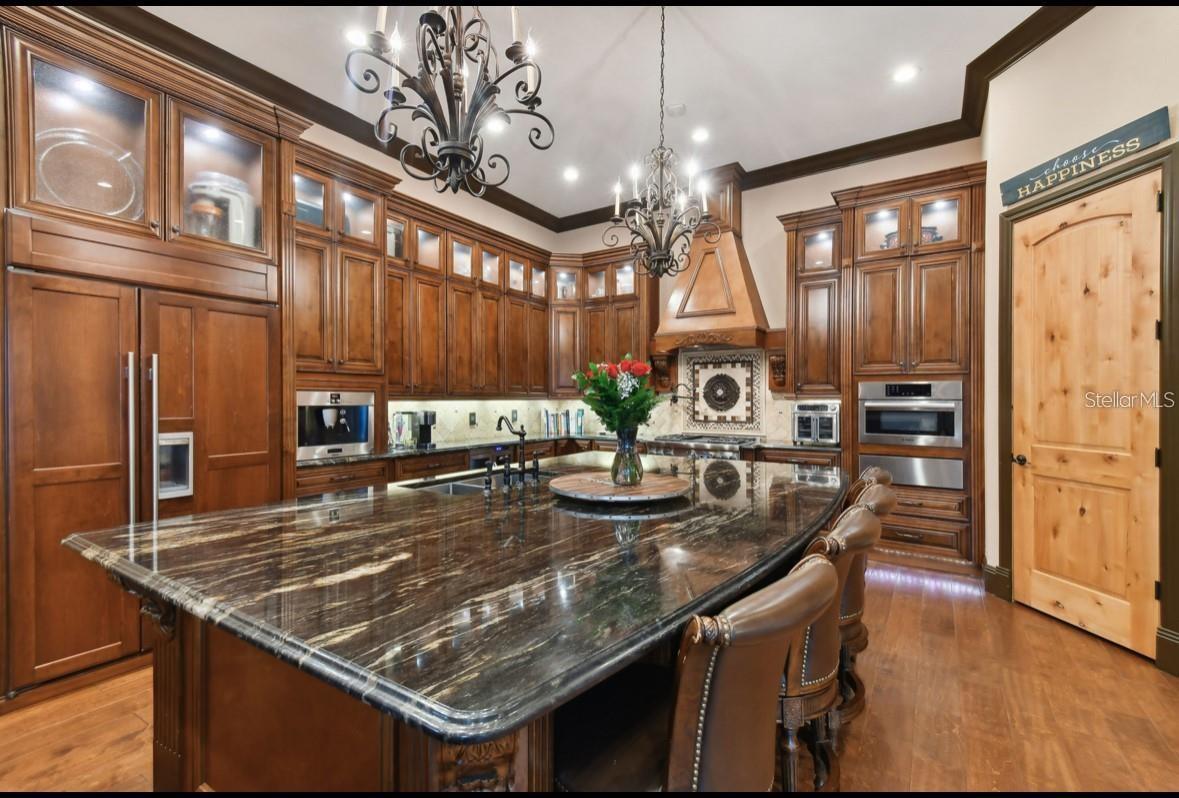 9805 COMPASS POINT WAY