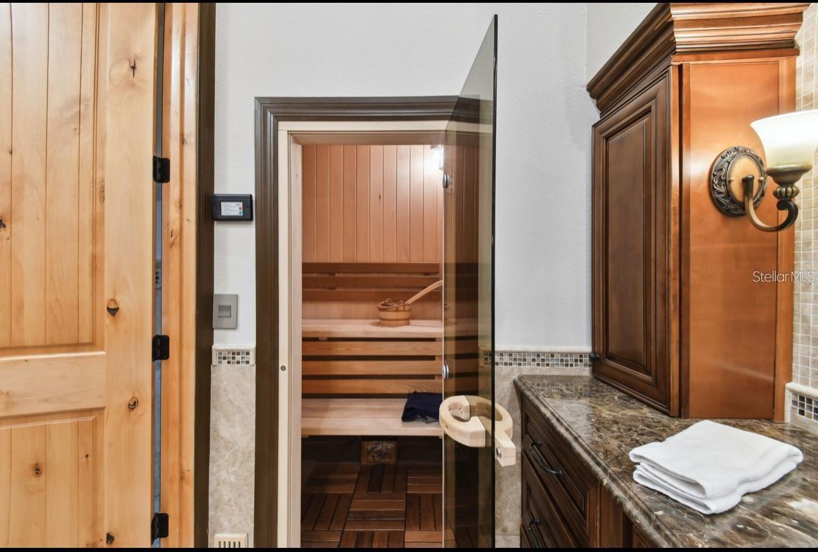 9805 COMPASS POINT WAY