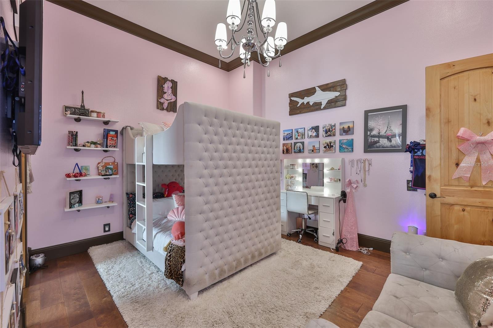 9805 COMPASS POINT WAY