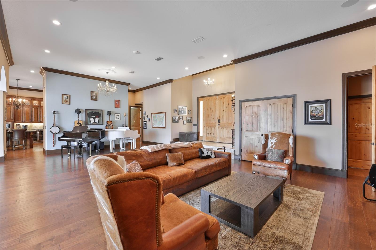 9805 COMPASS POINT WAY