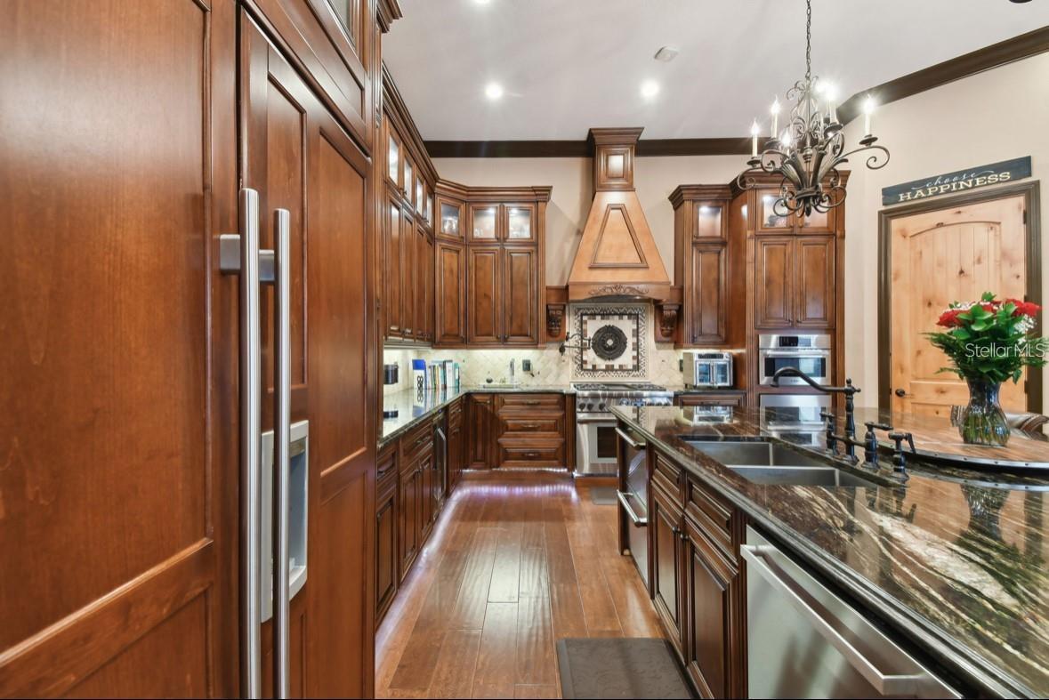 9805 COMPASS POINT WAY