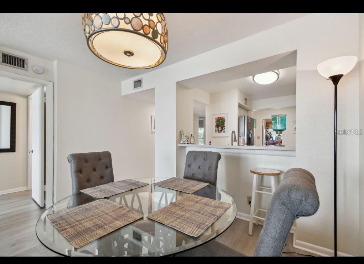 5701 BAHIA DEL MAR CIR #302