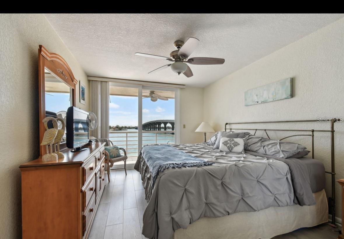 5701 BAHIA DEL MAR CIR #302