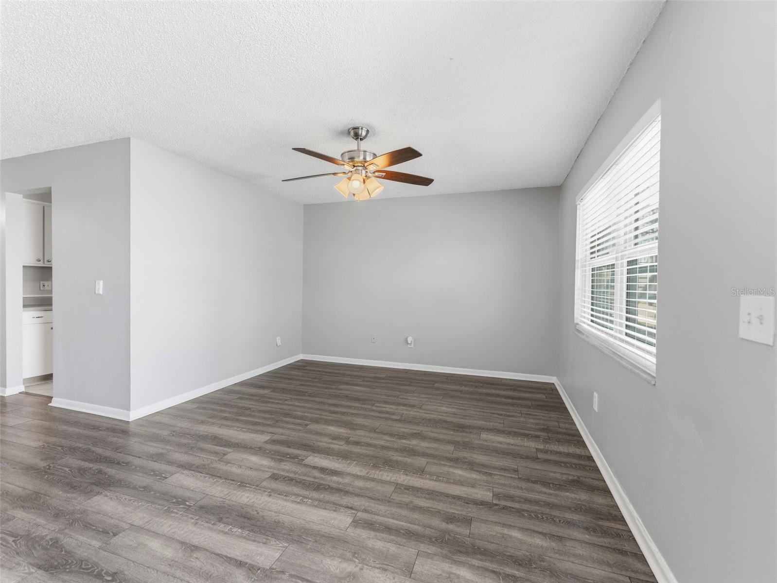 9109 W HILLSBOROUGH AVE #J107