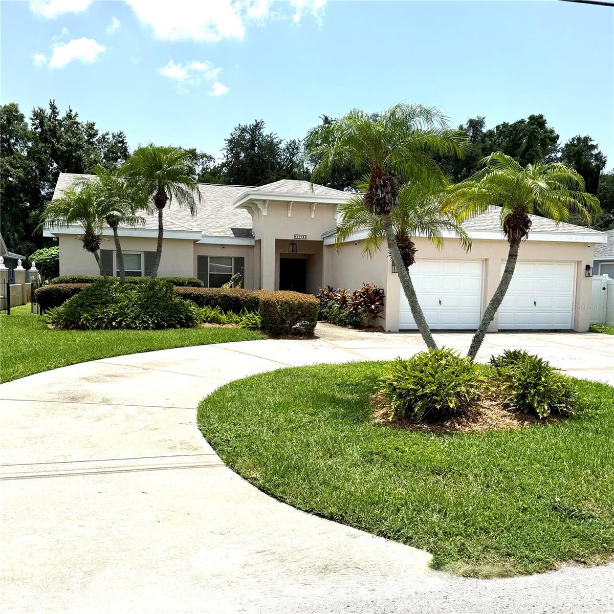 2708 W OSBORNE AVE