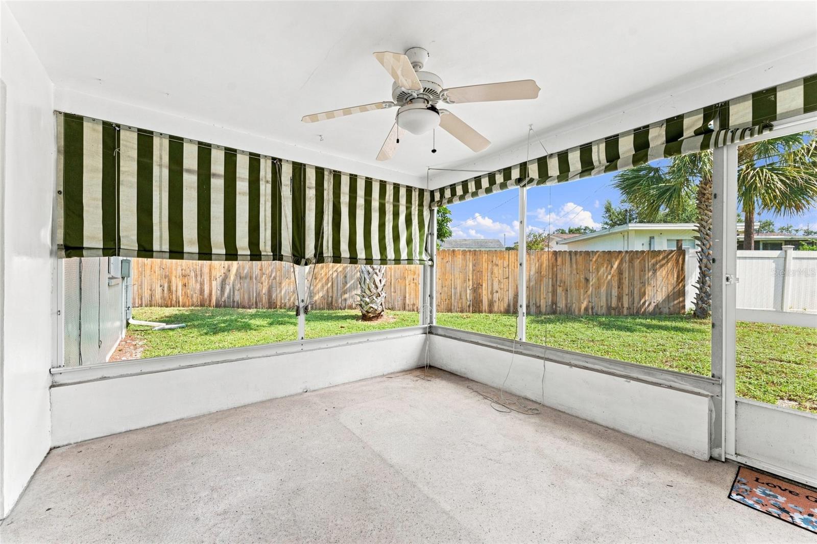 1773 LONDON LN