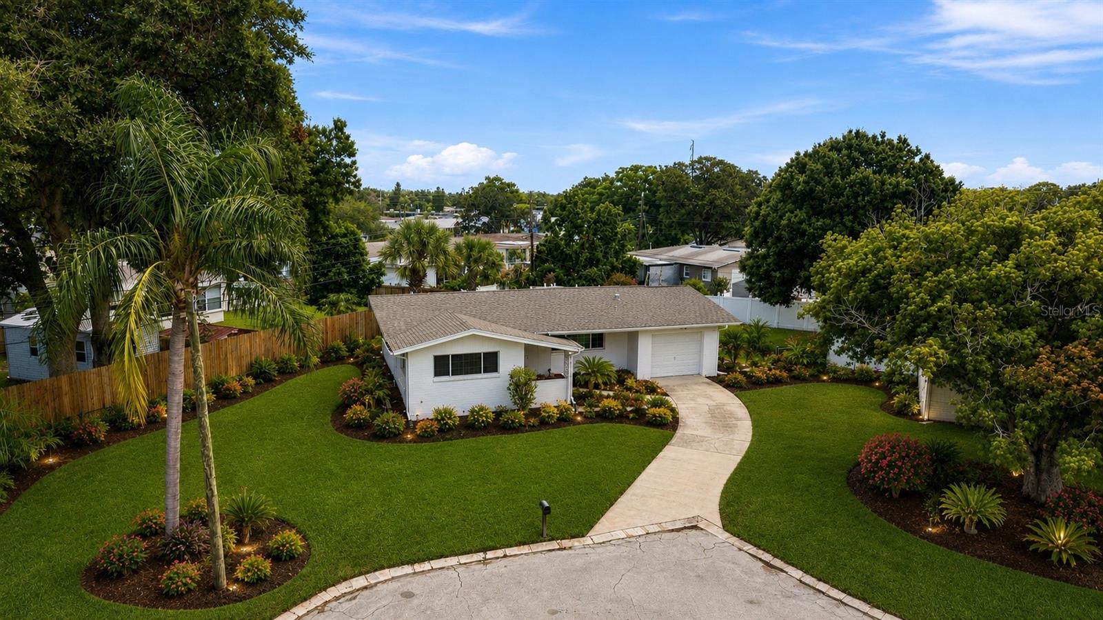 1773 LONDON LN