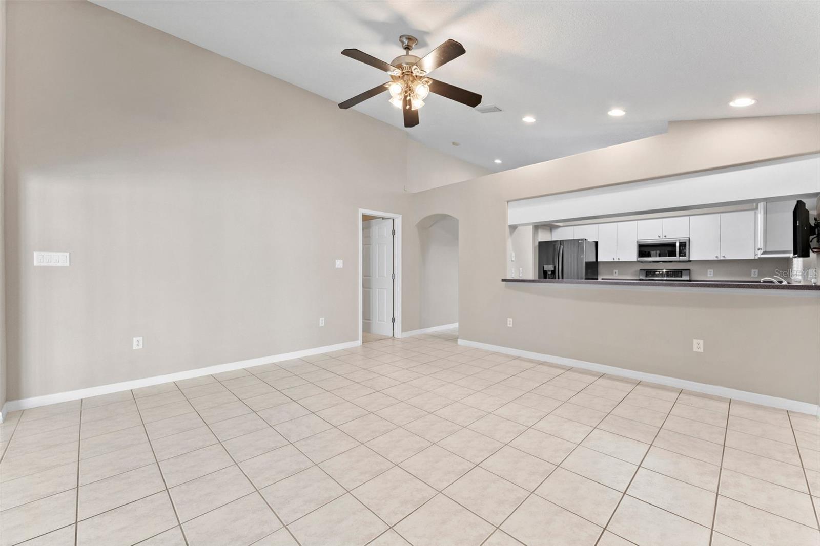 3313 W MARCUM ST