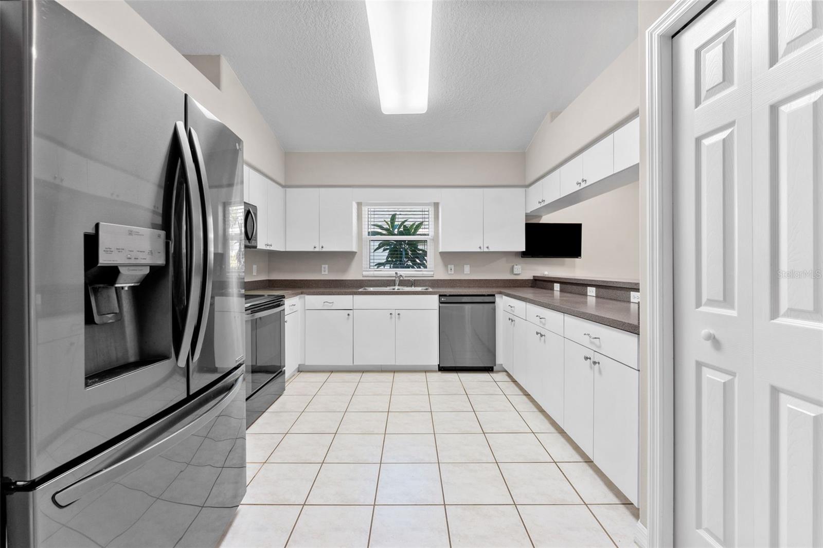 3313 W MARCUM ST