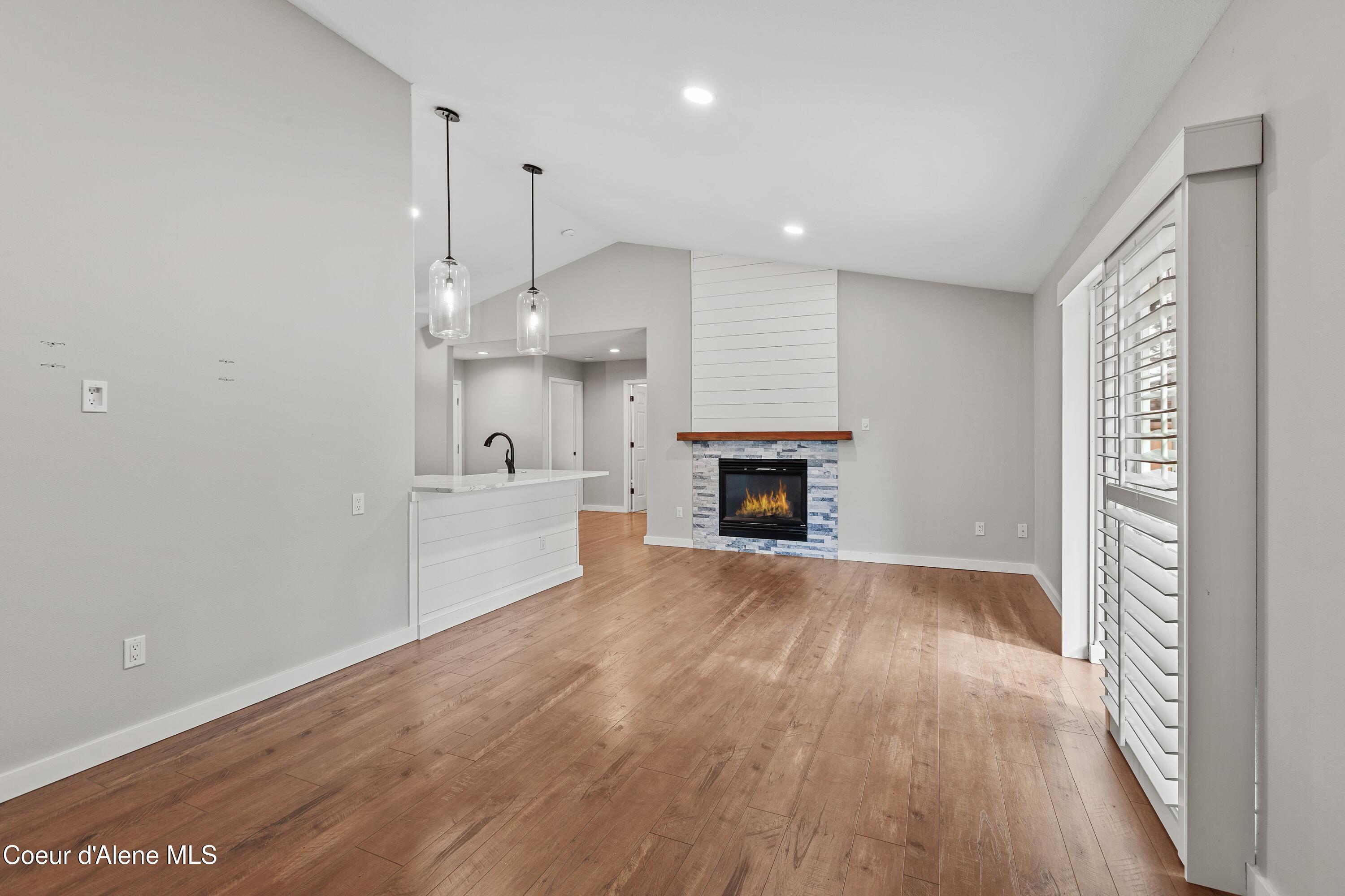 722 & 724 E SPOKANE AVE, Coeur d'Alene