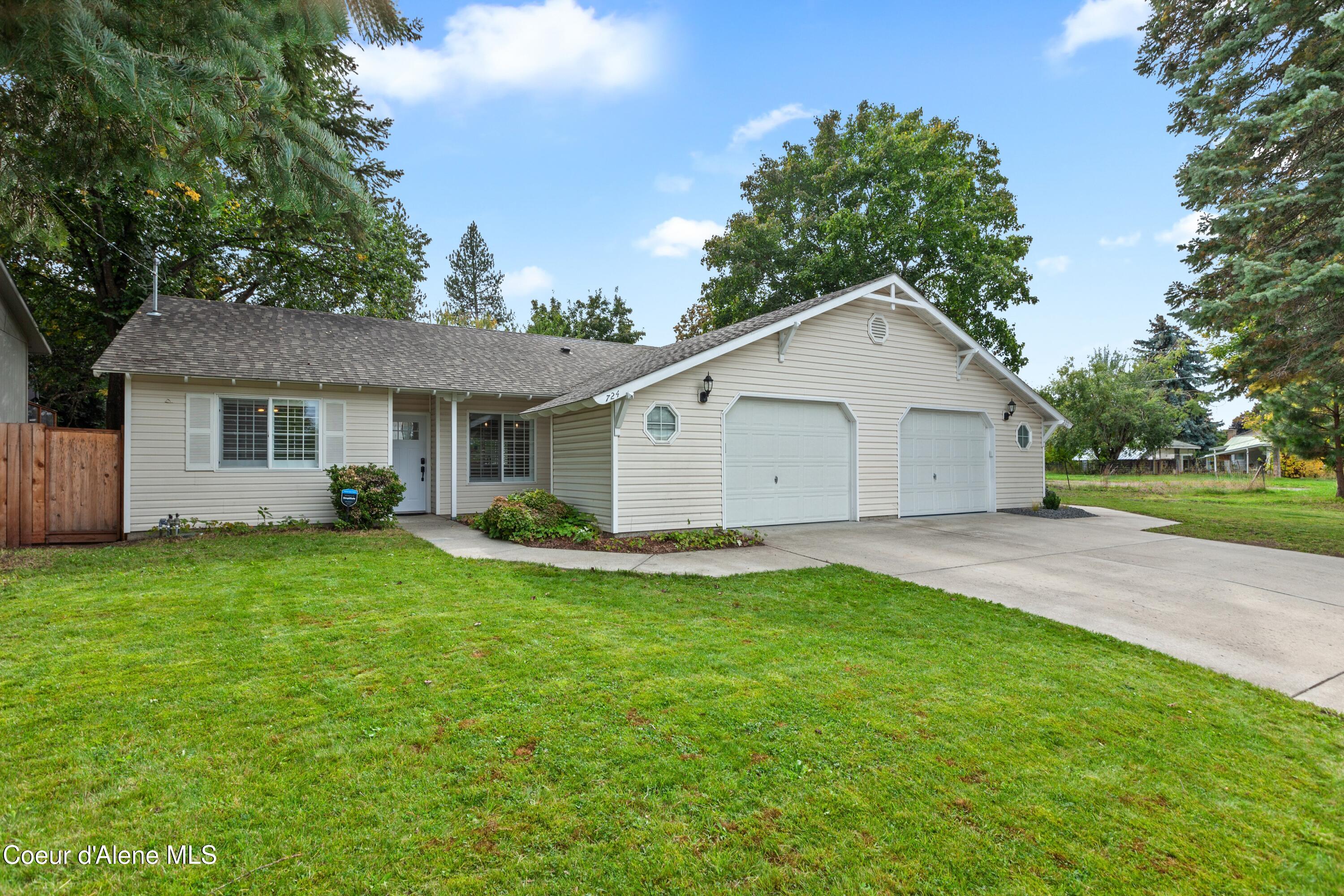 722 & 724 E SPOKANE AVE, Coeur d'Alene