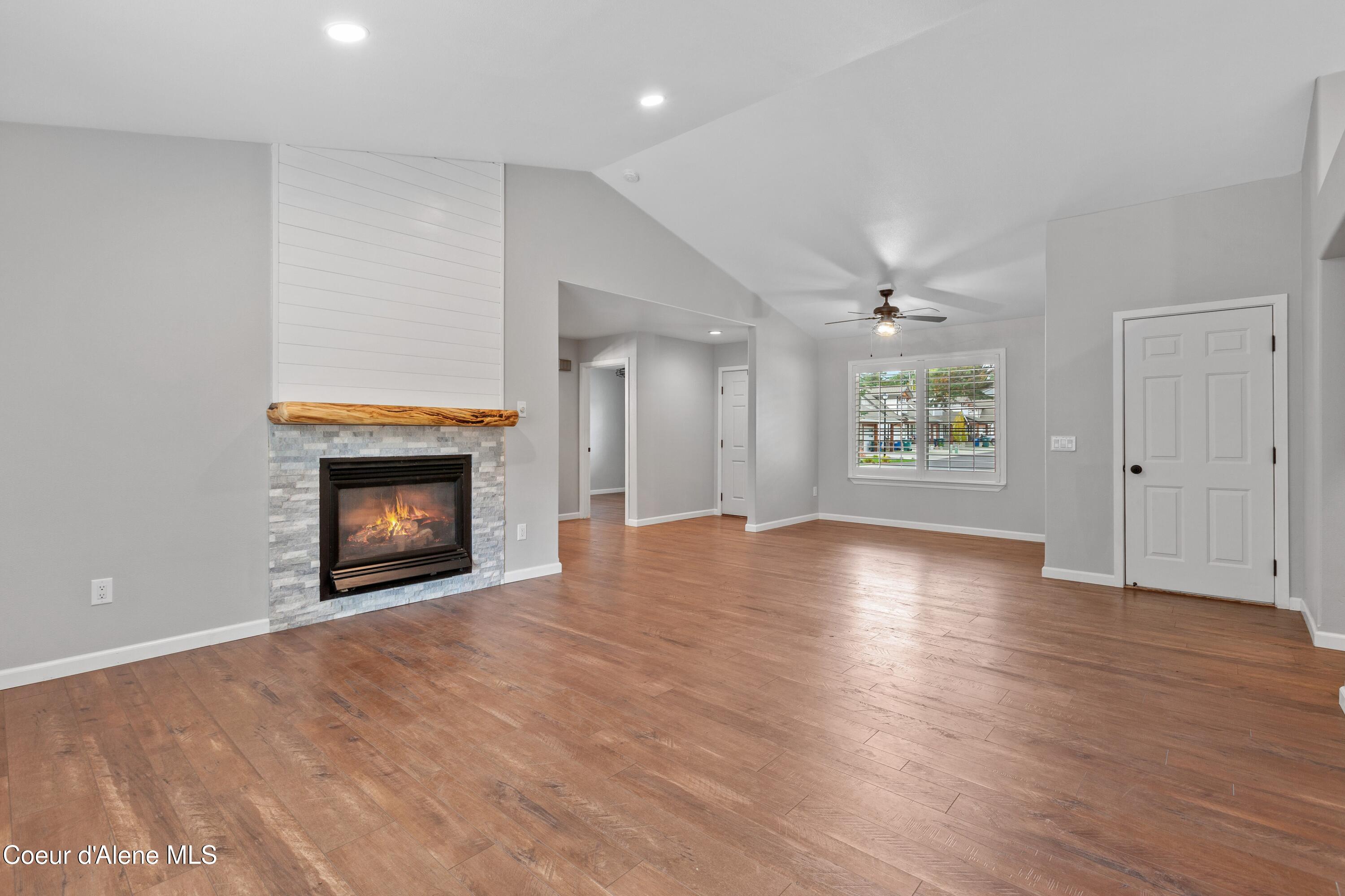 722 & 724 E SPOKANE AVE, Coeur d'Alene