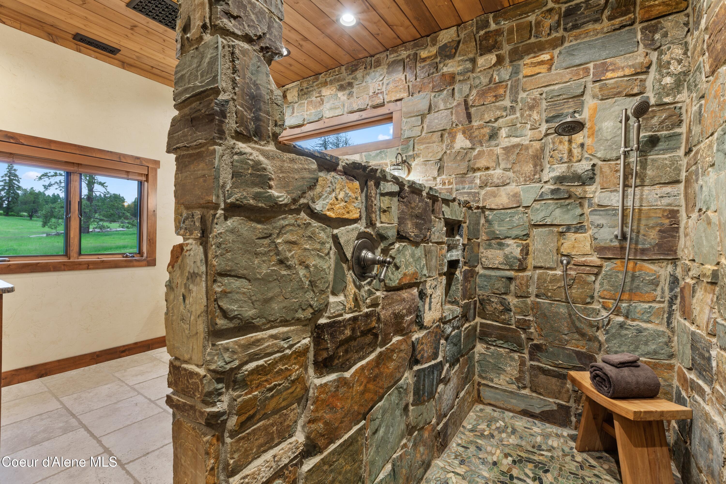 337 Coon Creek Rd