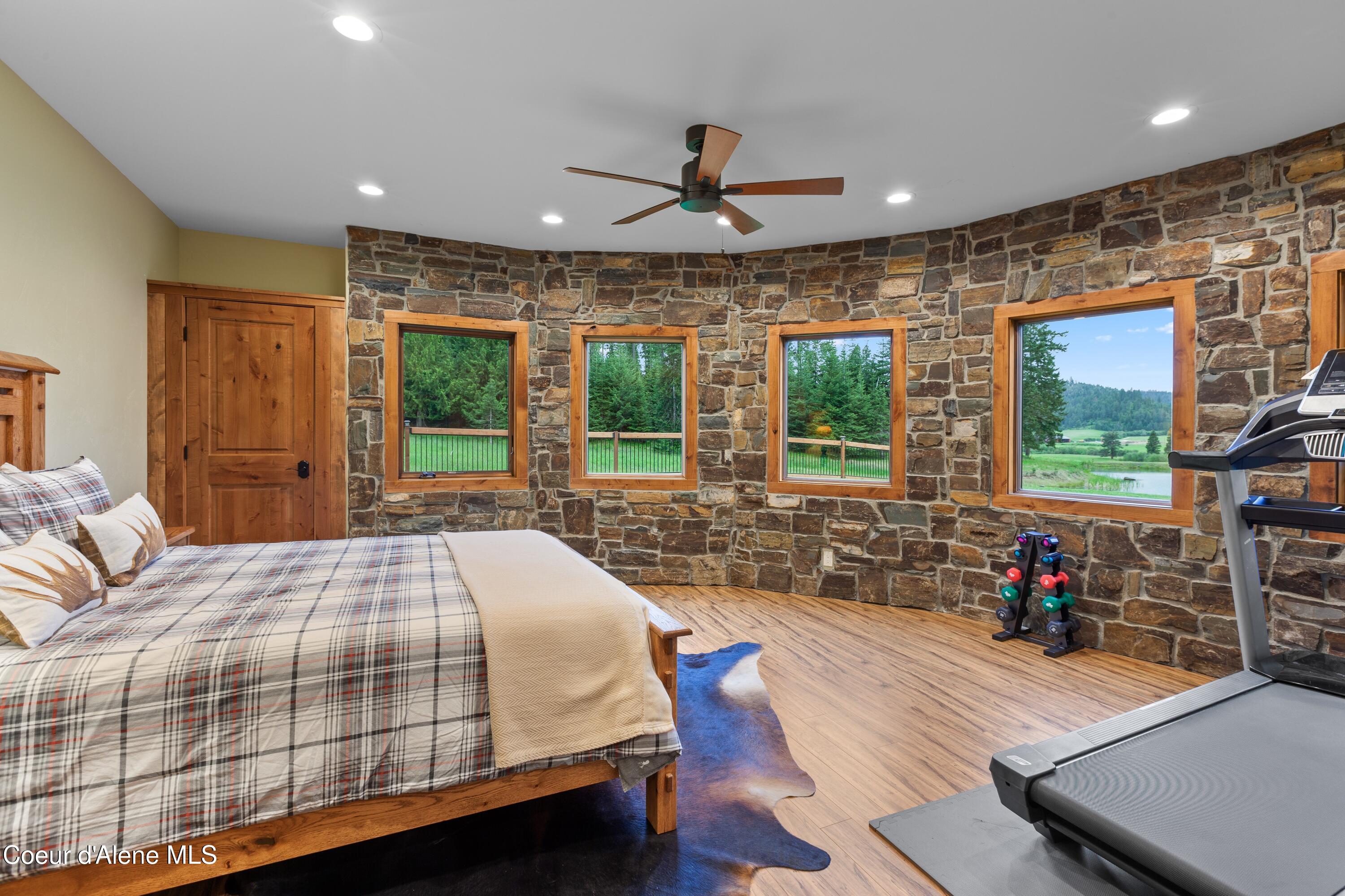 337 Coon Creek Rd