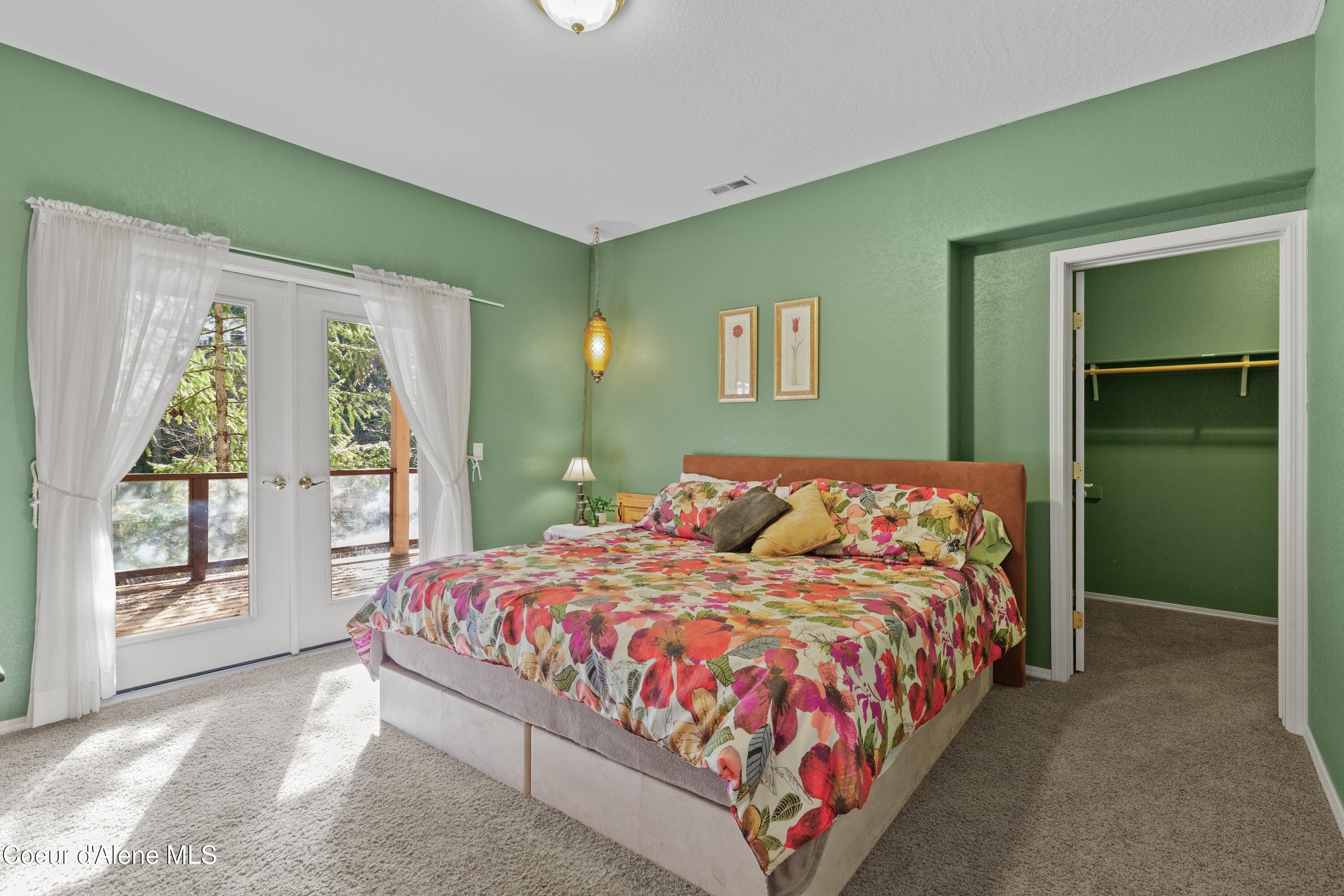 8677 N Rhapsody Ln