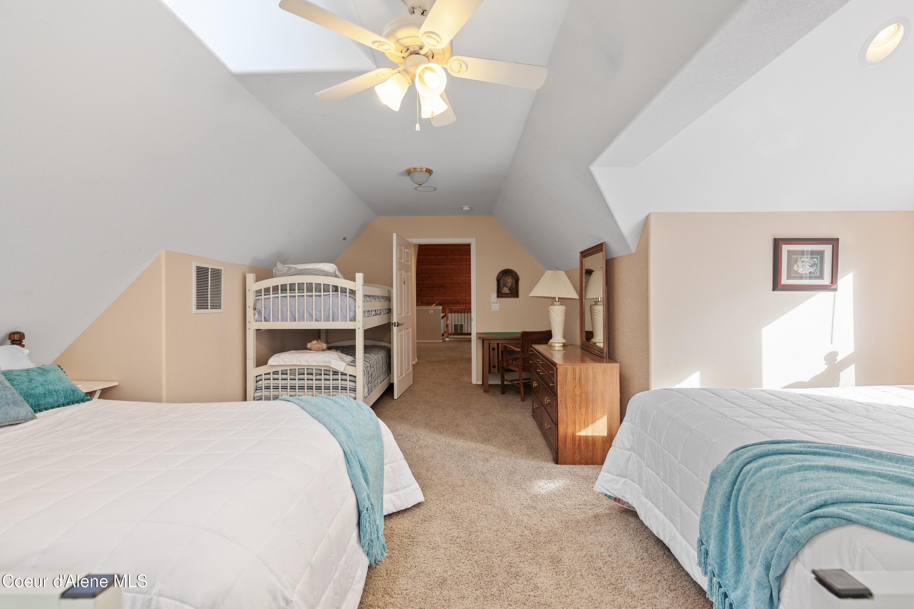 8677 N Rhapsody Ln