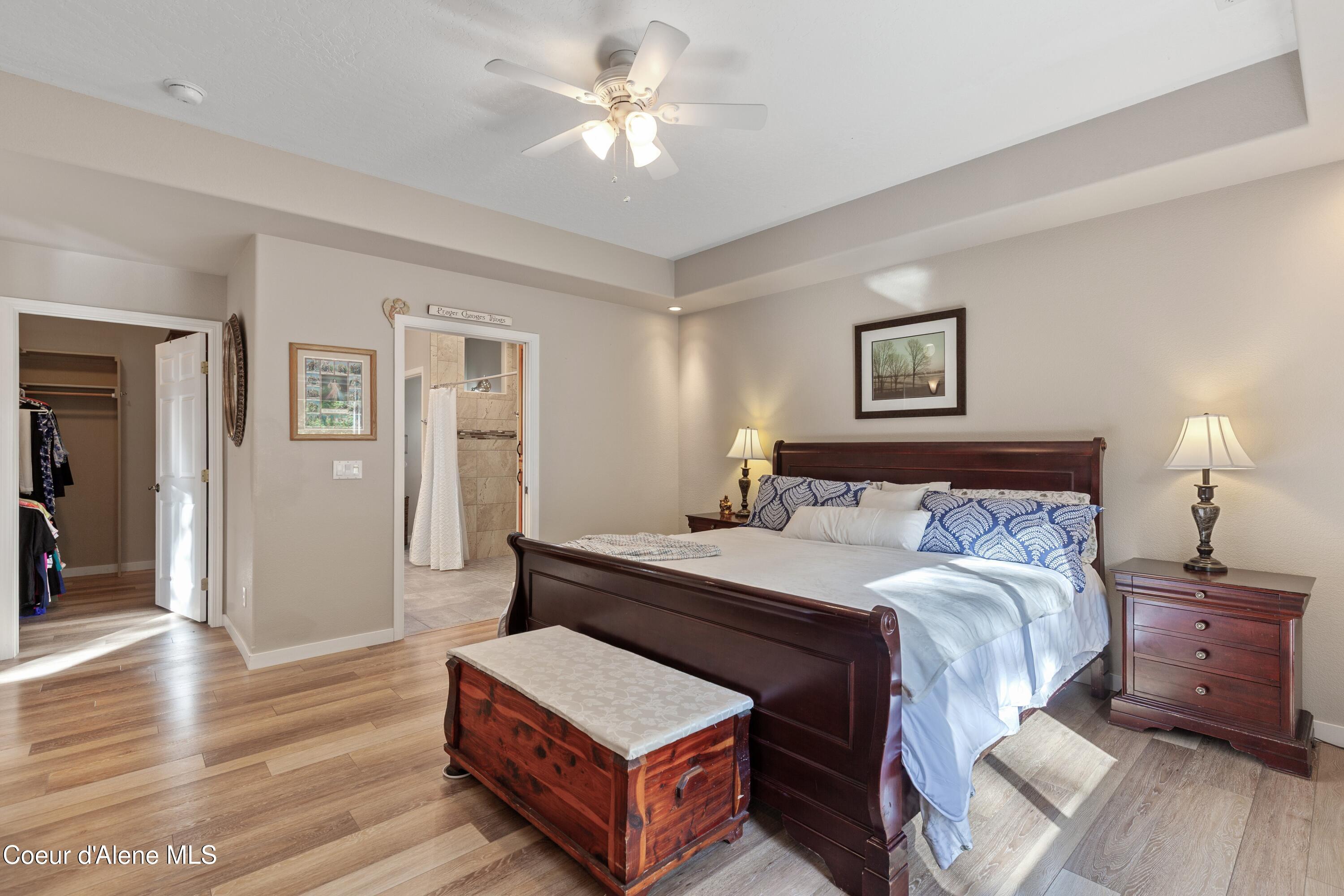 8677 N Rhapsody Ln