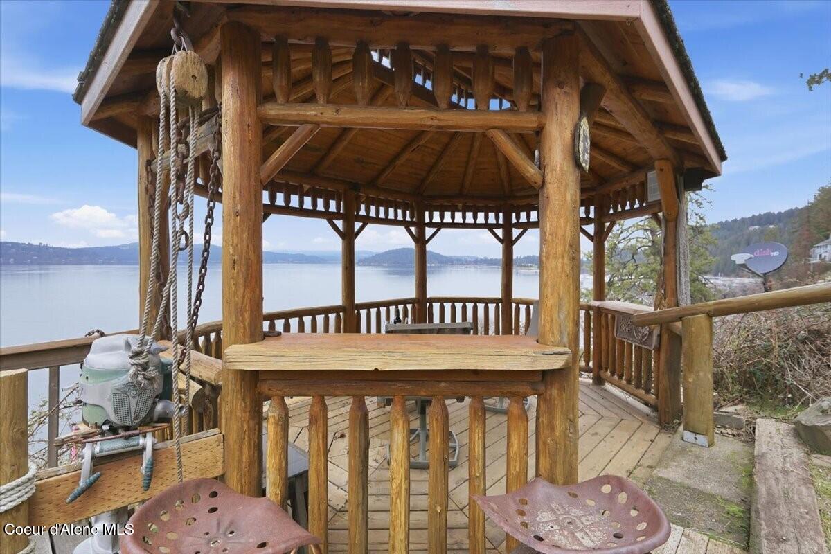 2395 S Silver Beach Rd, Coeur d'Alene