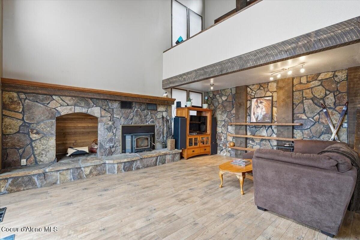 2395 S Silver Beach Rd, Coeur d'Alene