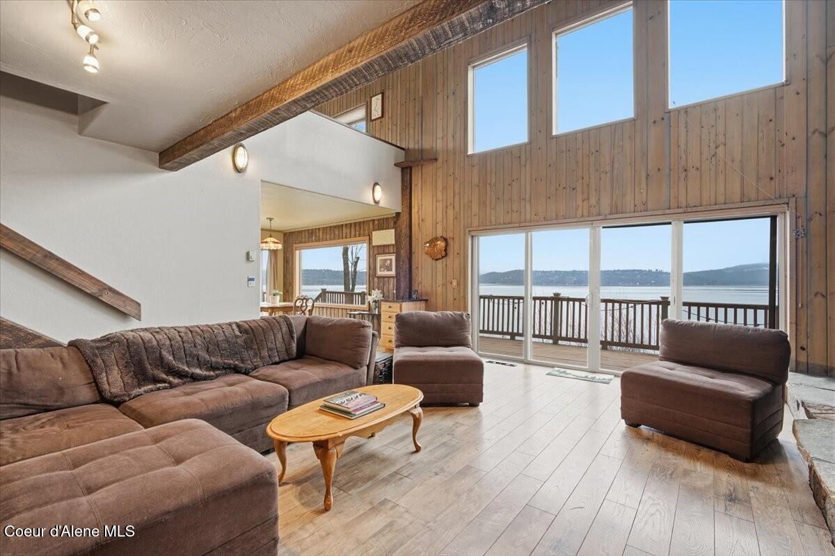 2395 S Silver Beach Rd, Coeur d'Alene