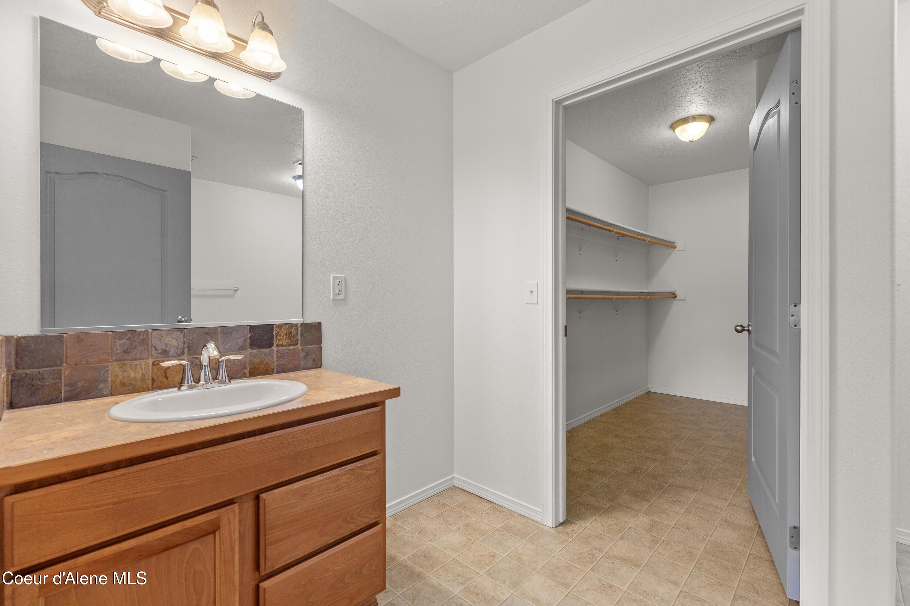 7312 N Downing Ln, Coeur d'Alene