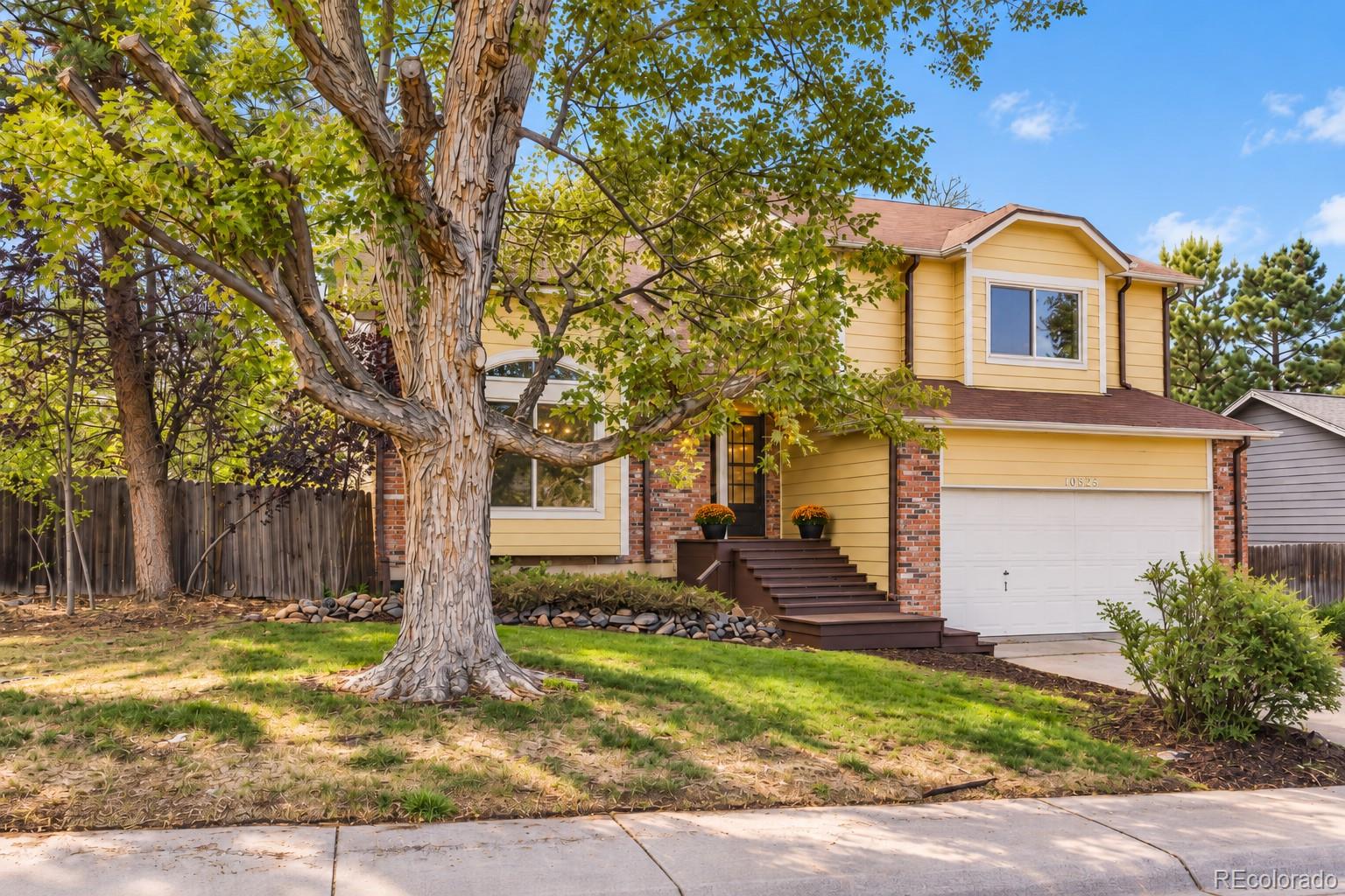 10525 Hobbit Lane