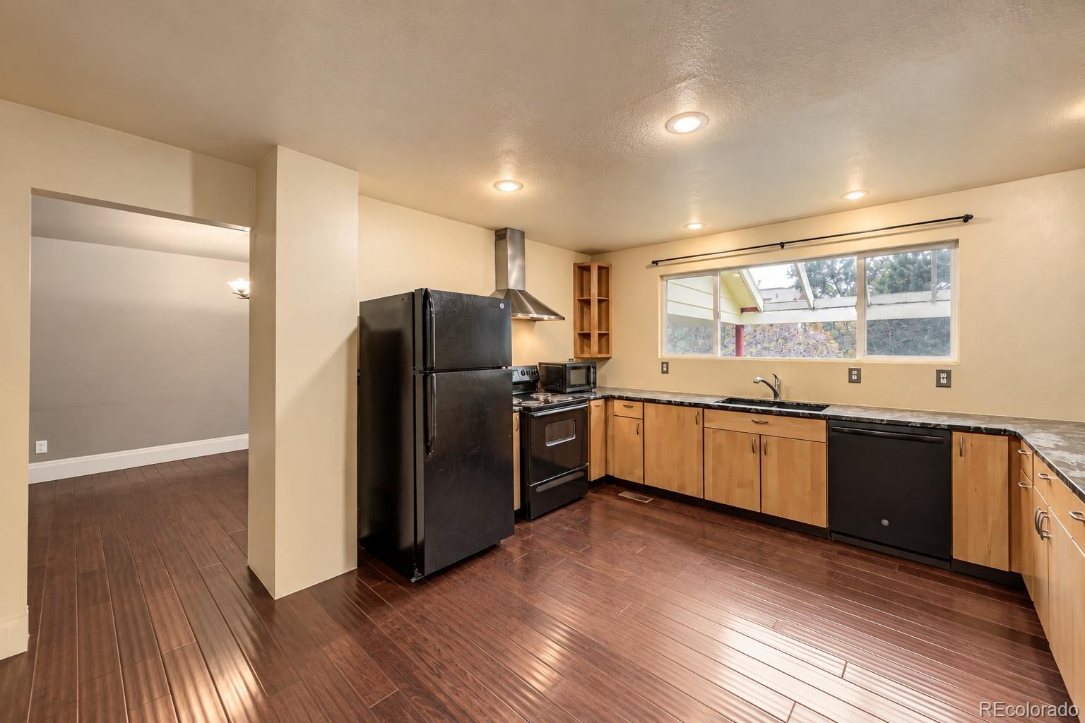 10525 Hobbit Lane