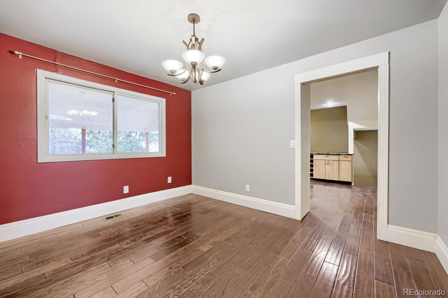 10525 Hobbit Lane