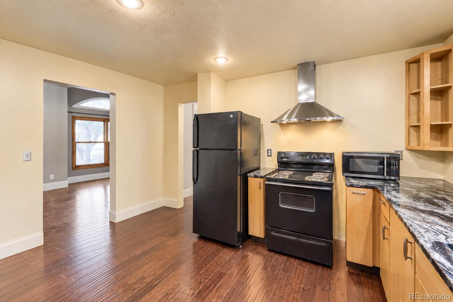 10525 Hobbit Lane
