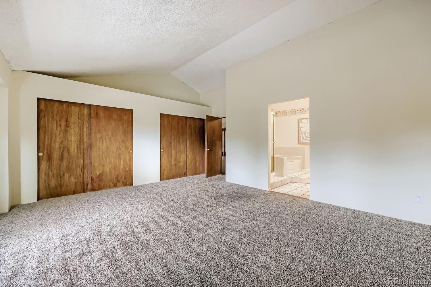 10525 Hobbit Lane