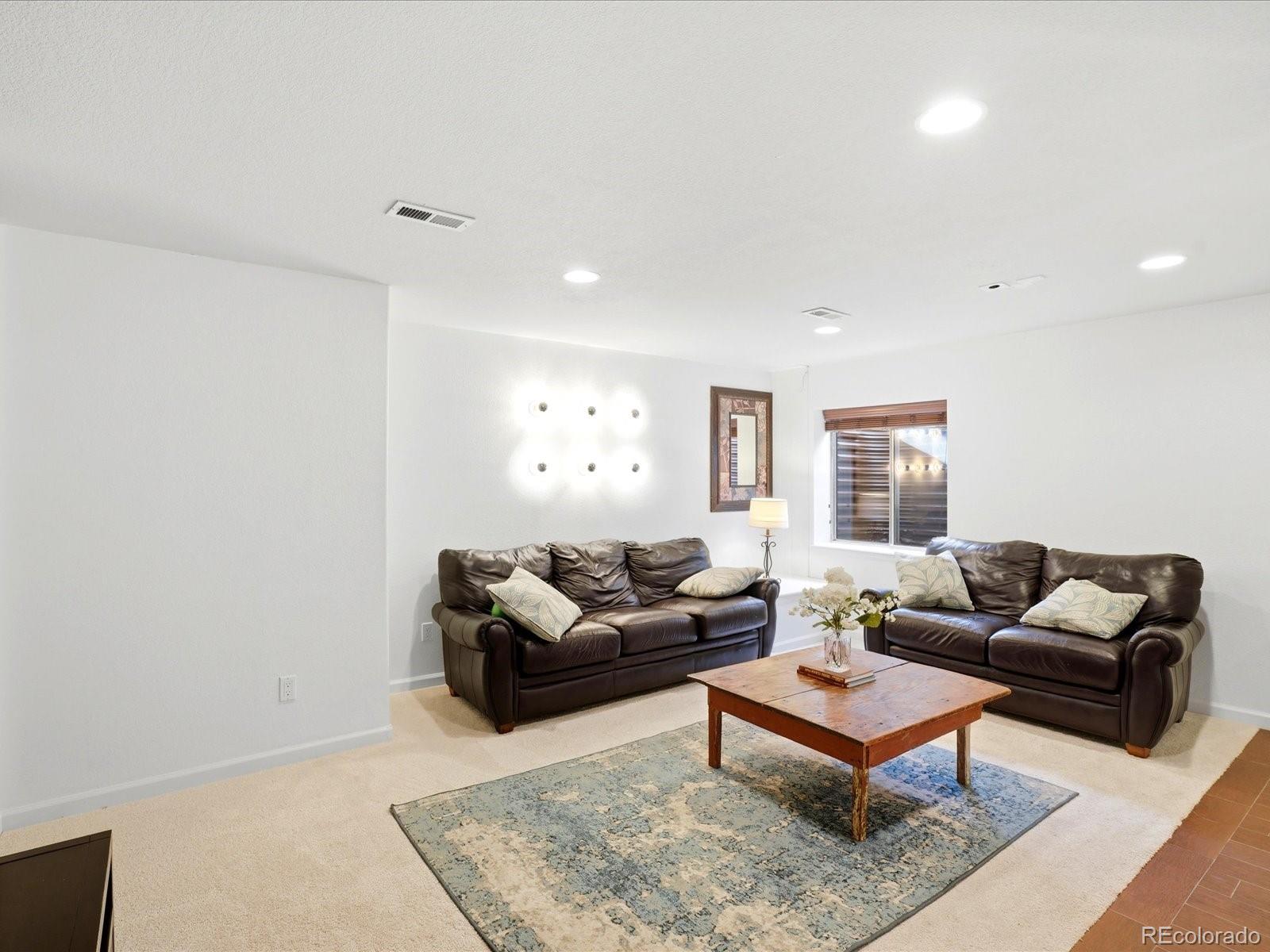 1885 Lodgepole Drive