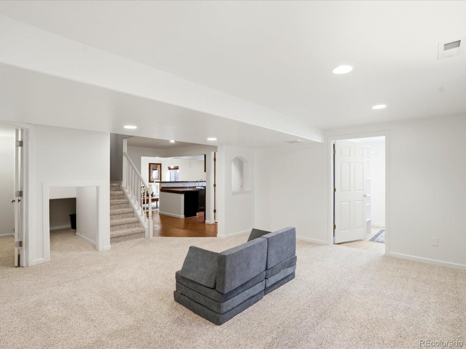 1885 Lodgepole Drive