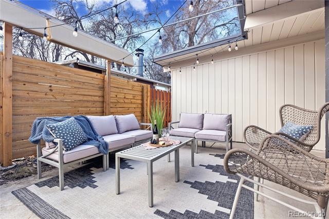 1309 S Elm Street