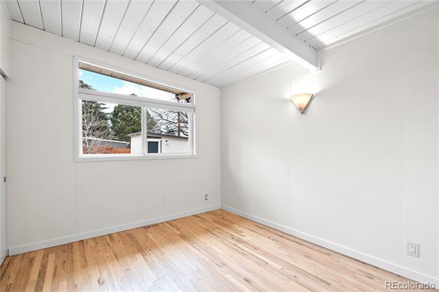 1309 S Elm Street
