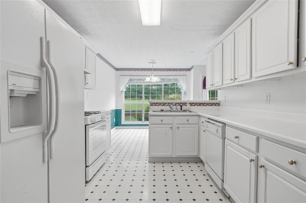 111 Laura Ashlyn Court