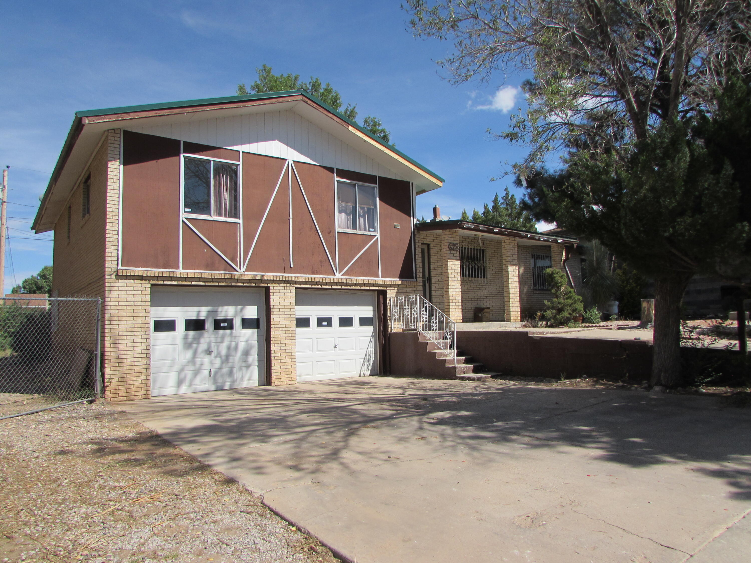 628 FLAGSTAFF Avenue