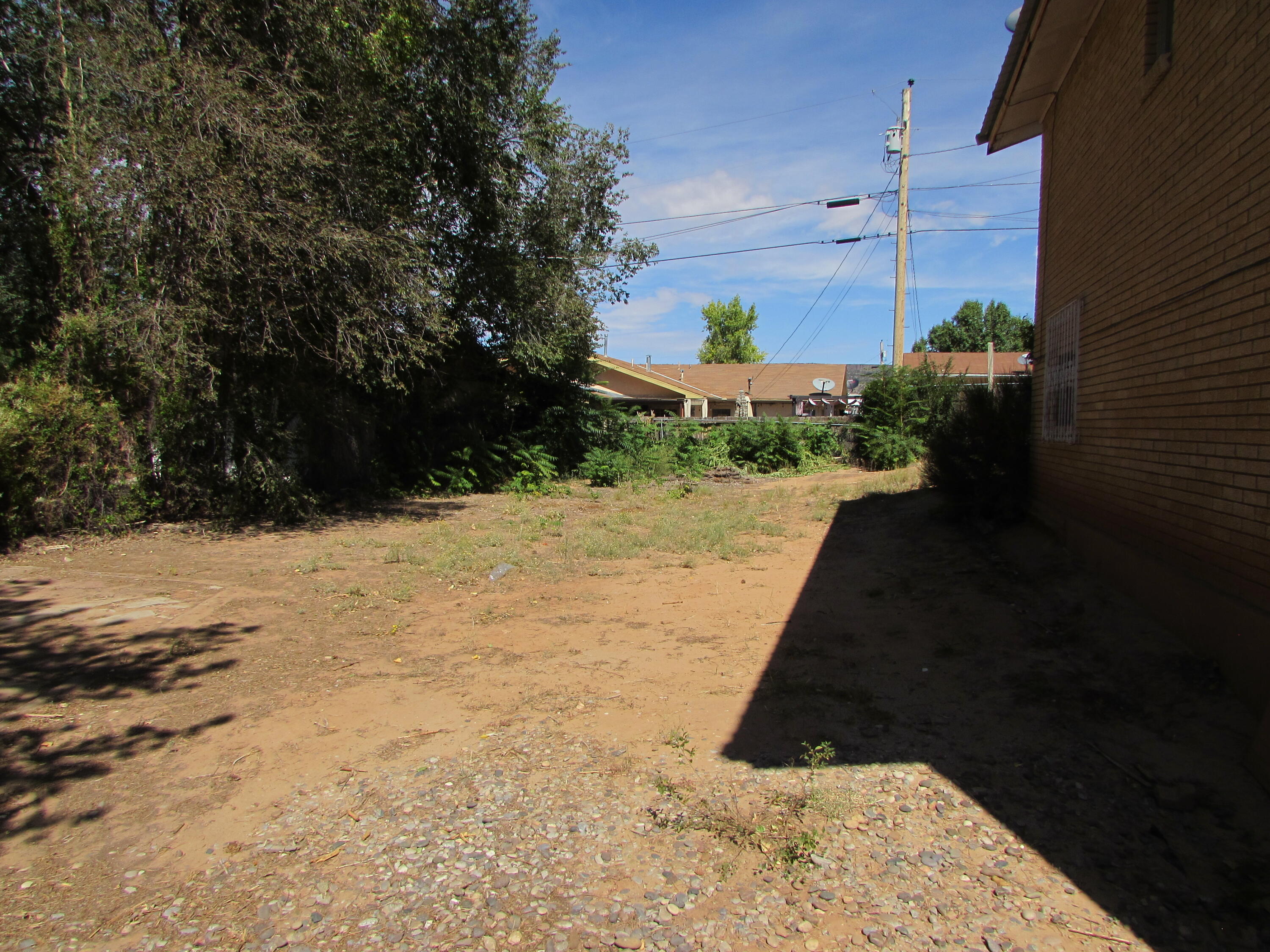 628 FLAGSTAFF Avenue