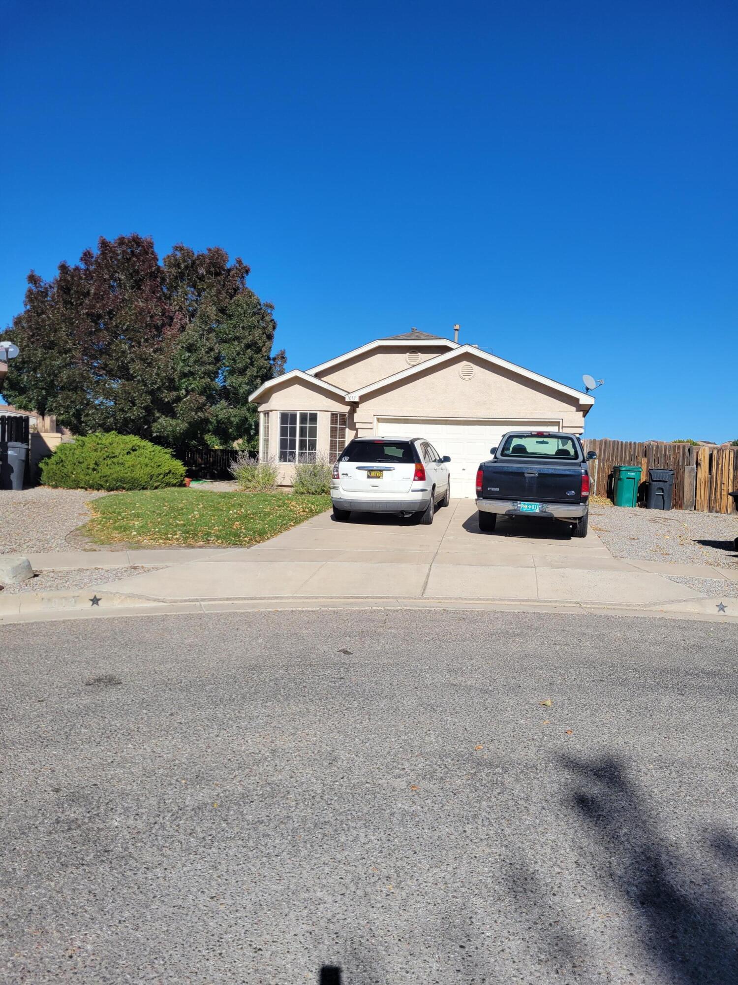 1013 SOMERSET MEADOWS Drive NE