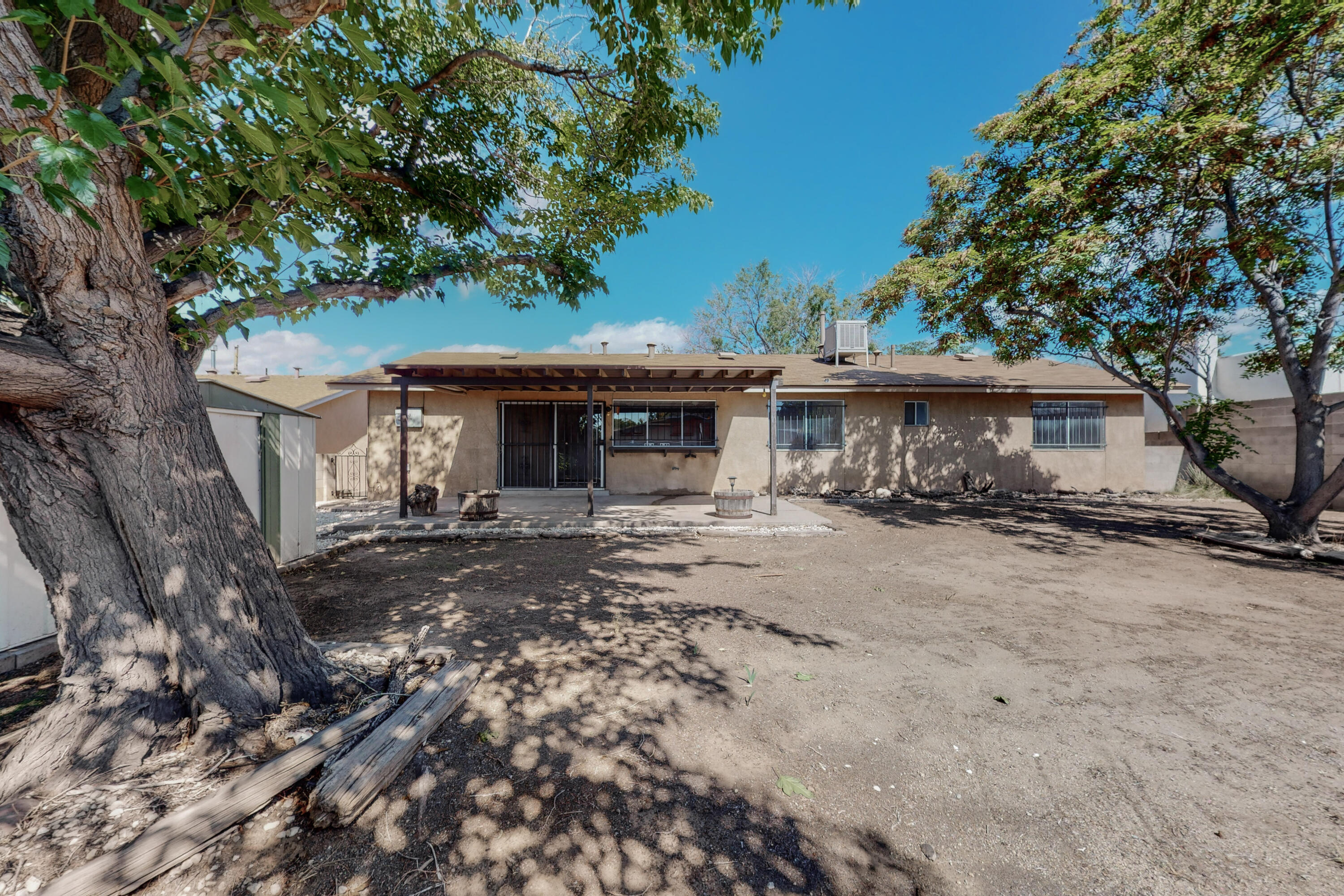 6404 SAMANTHA Drive NE