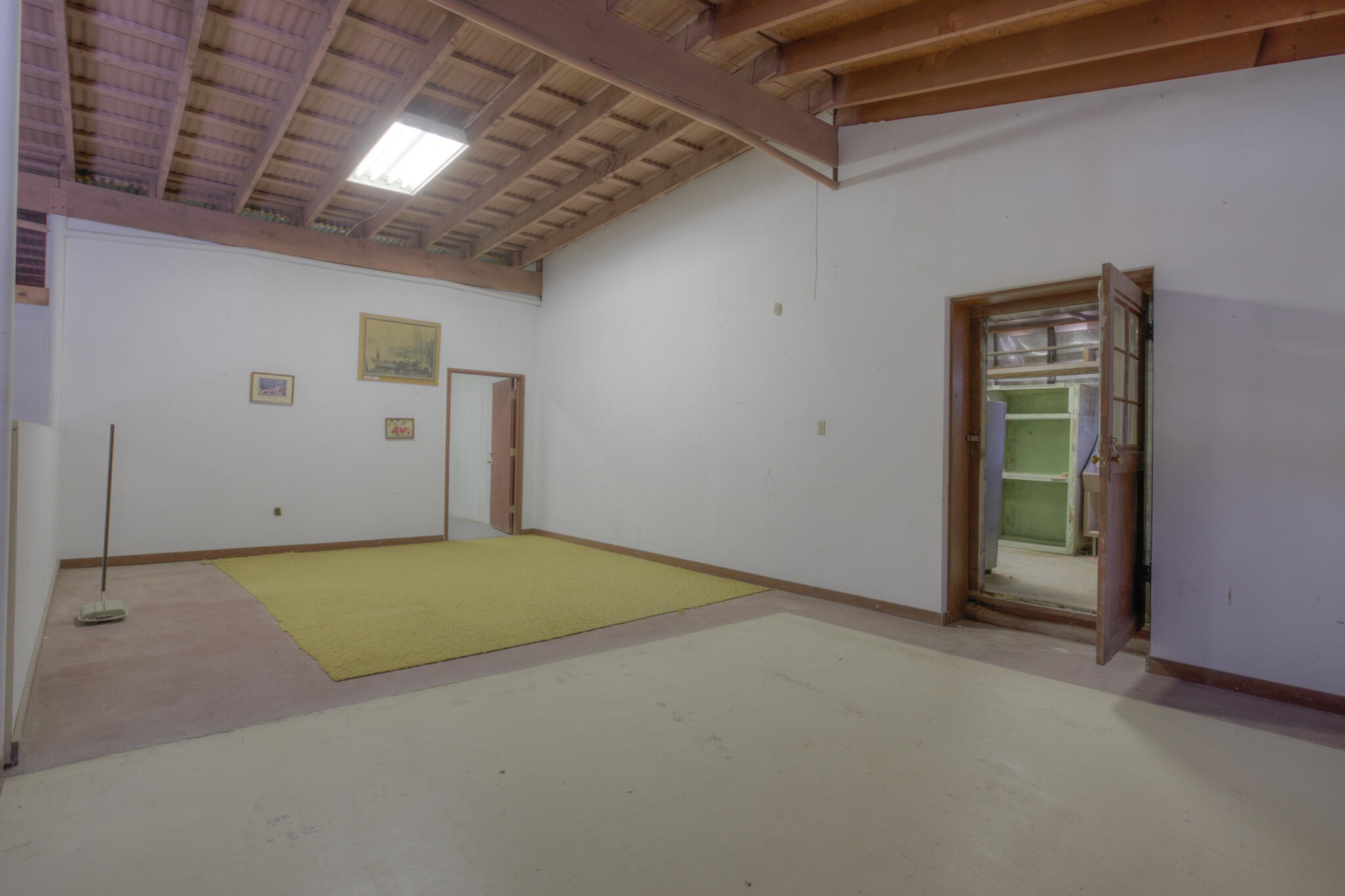 478 JARALES Road