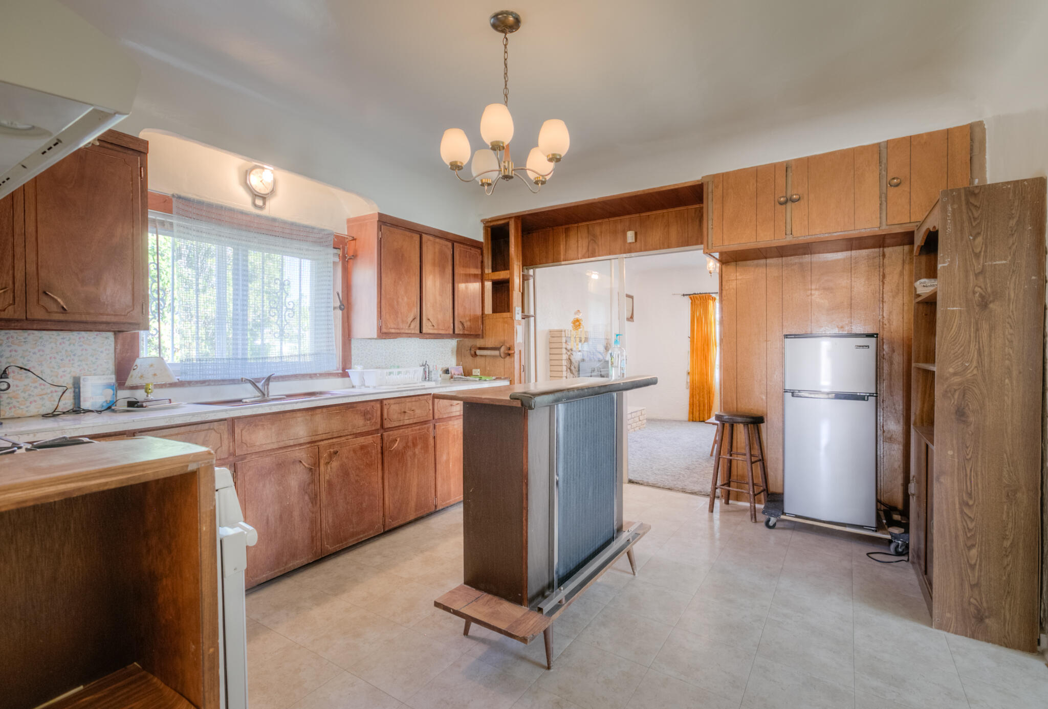 478 JARALES Road