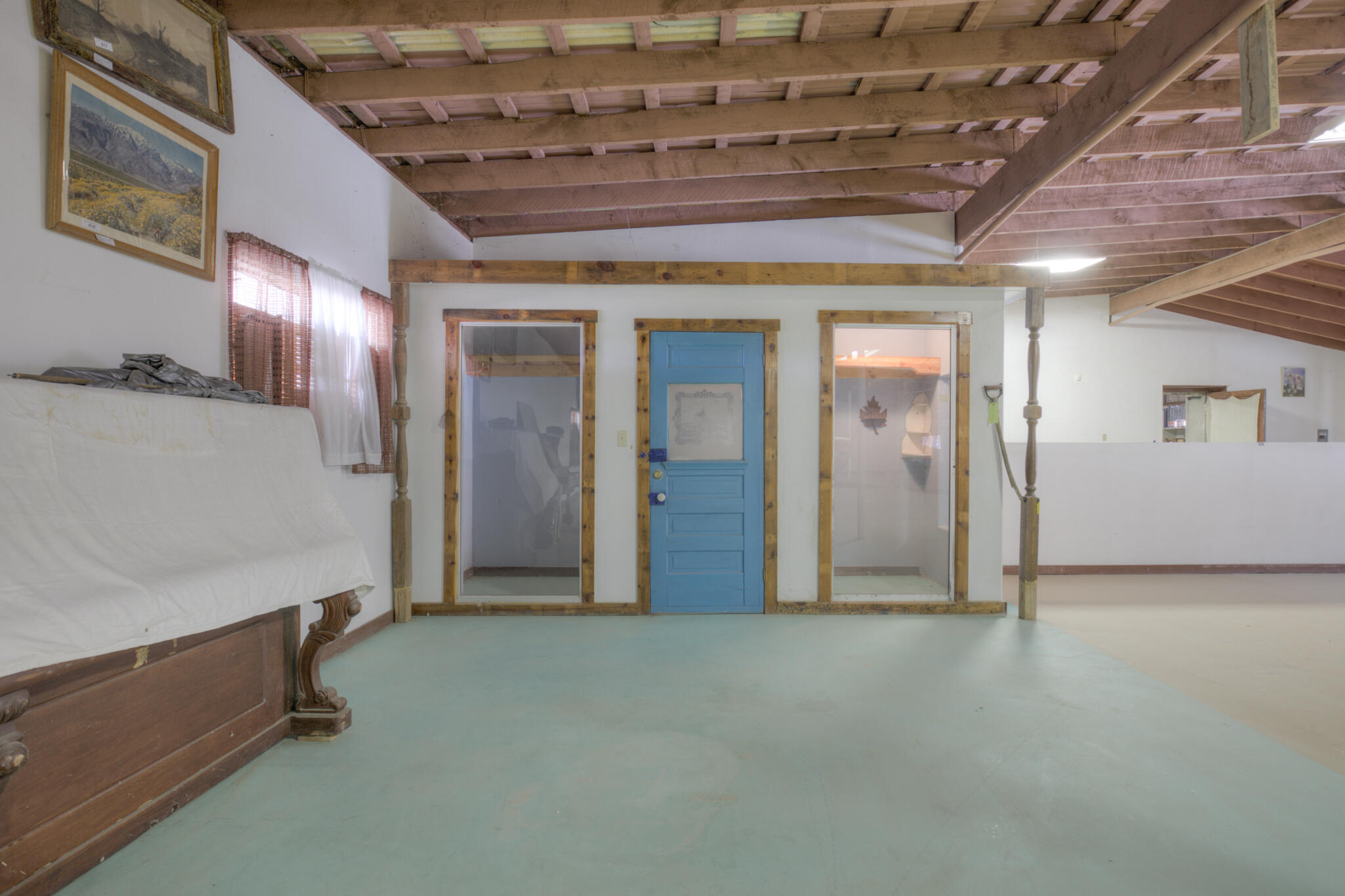 478 JARALES Road