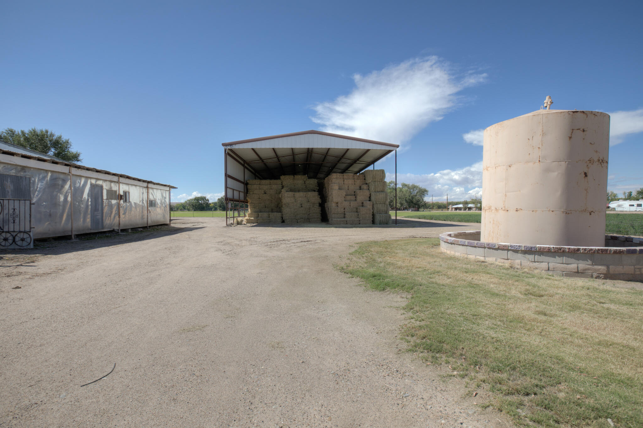 478 JARALES Road
