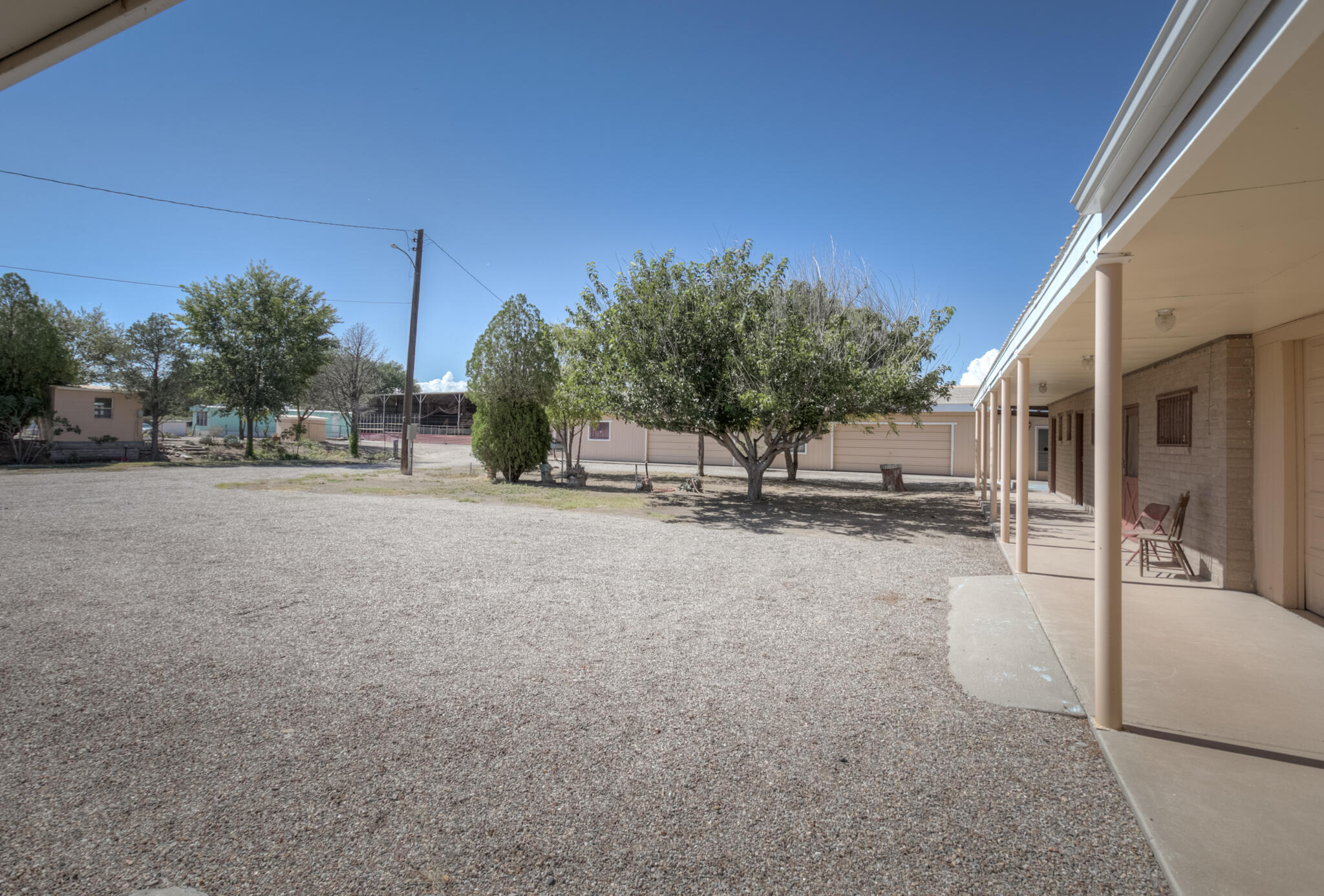 478 JARALES Road