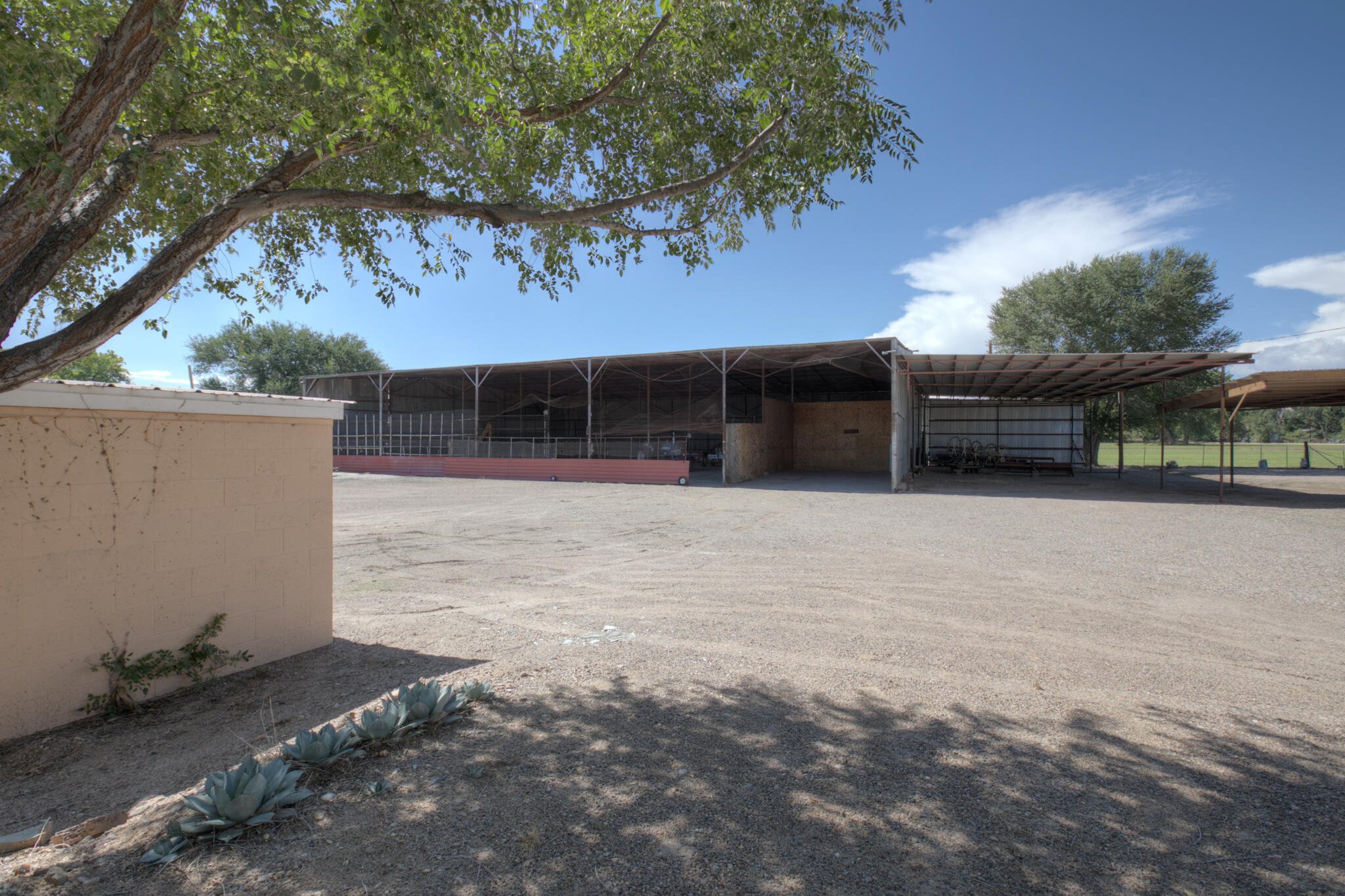 478 JARALES Road