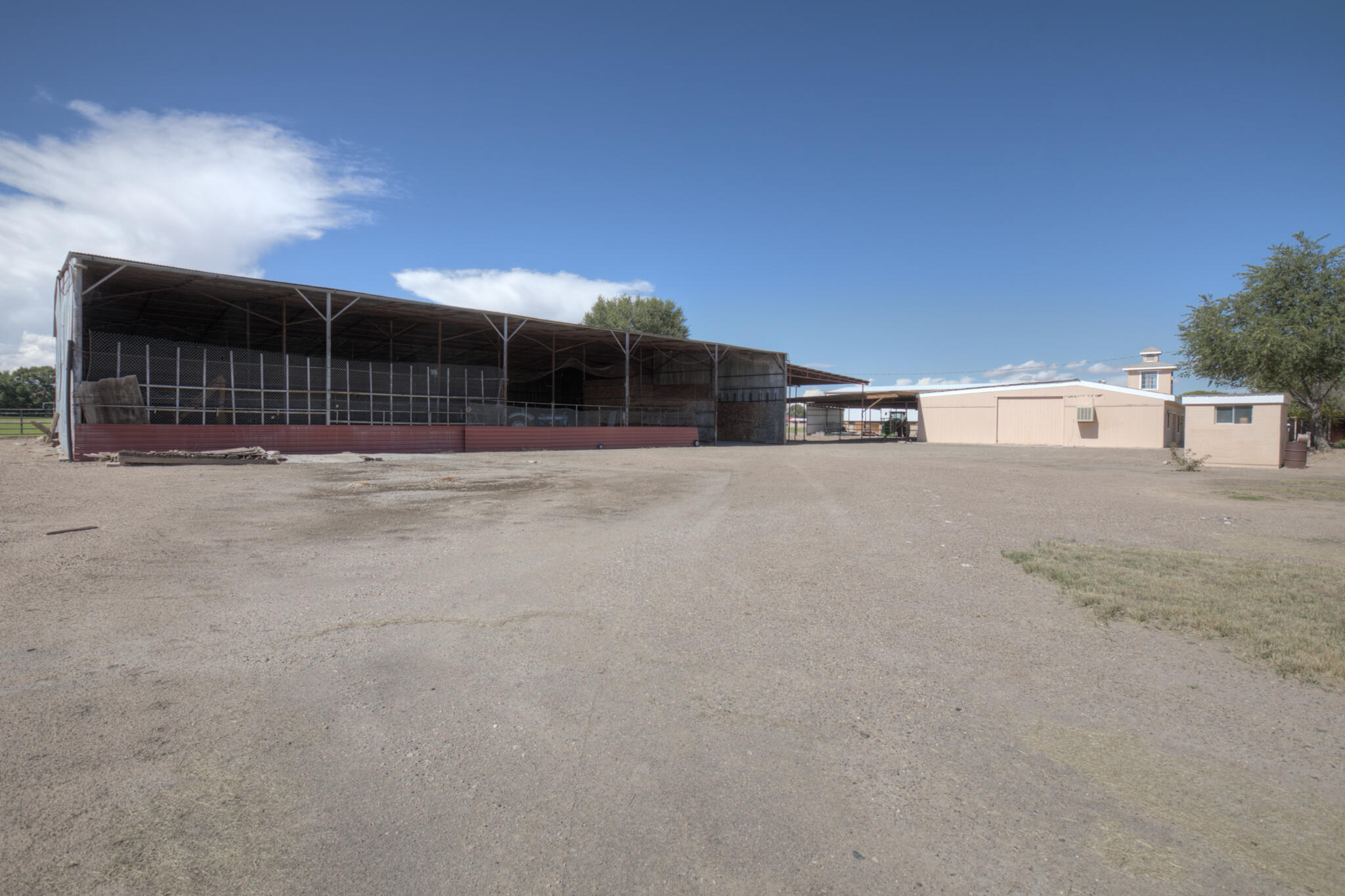 478 JARALES Road
